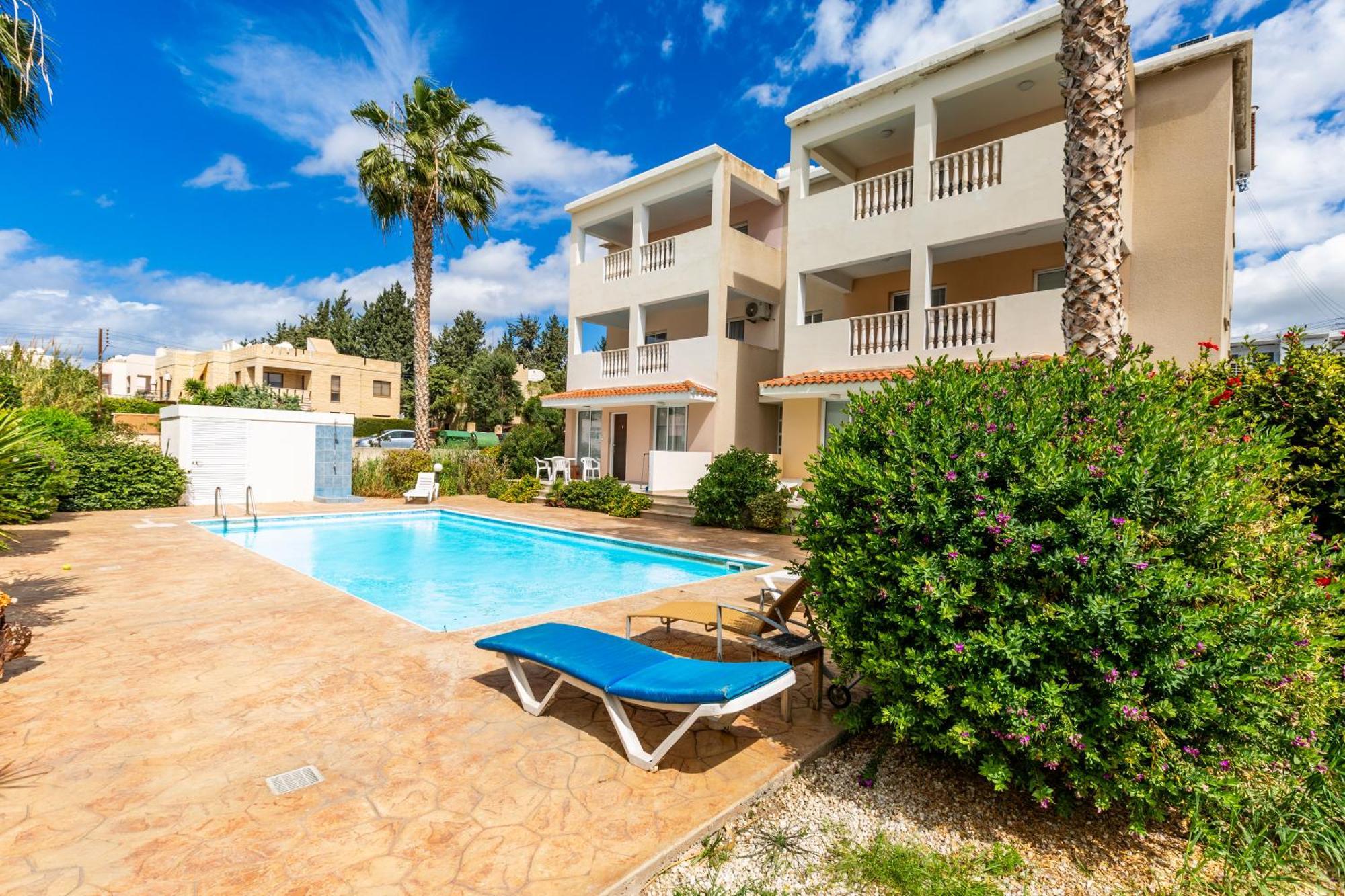 Beautiful 2 Bed Apartment In Paphos Cyprus ภายนอก รูปภาพ